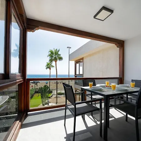 Papagayos Апартаменты *