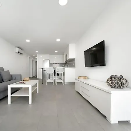 Papagayos Апартаменты *