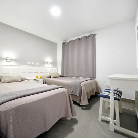 Papagayos Сан-Августин